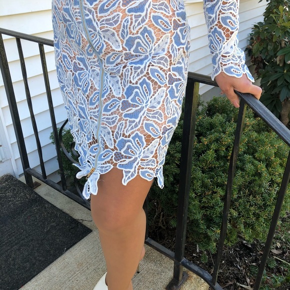 Dress - Picture 3 of 4